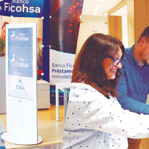 Digital Signage